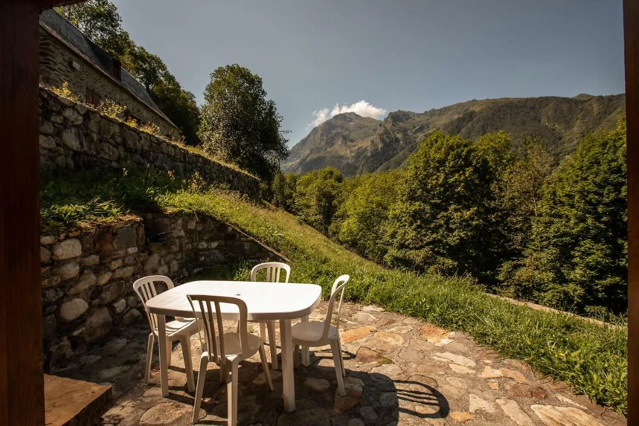 Сasa de vacaciones Granges LASCOSTES isolées et insolites en montagne à Loudenvielle dans les HAUTES-PYRENEES du dimanche au dimanche en principe néanmoins pour des séjours entre 4 et 7 nuits contactez-nous par la messagerie